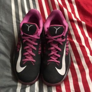 Nike Breast cancer Hyperdunk